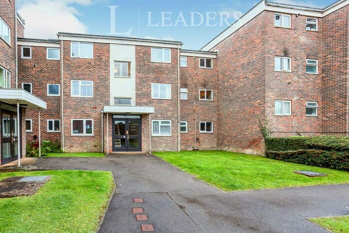 2 Bedroom Apartment To Rent In Arbor Court, Heath Road, RH16