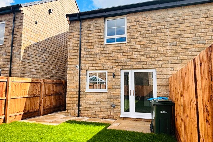 2 Bedroom Semi-Detached House For Sale In Lords Close, Giggleswick, BD24