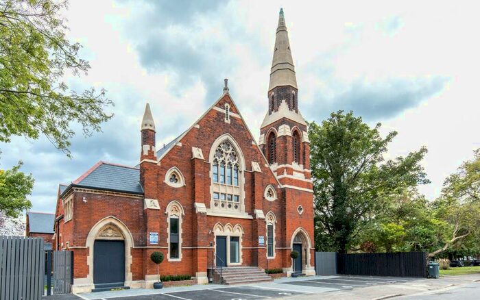 1 Bedroom Flat To Rent In Old Church Court, Grove Road, N11