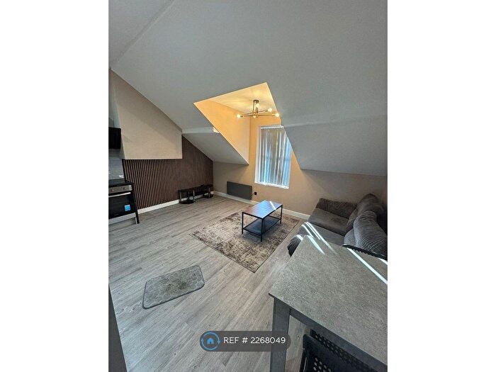 1 Bedroom Flat To Rent In Kirkstall Road, Leeds, LS4