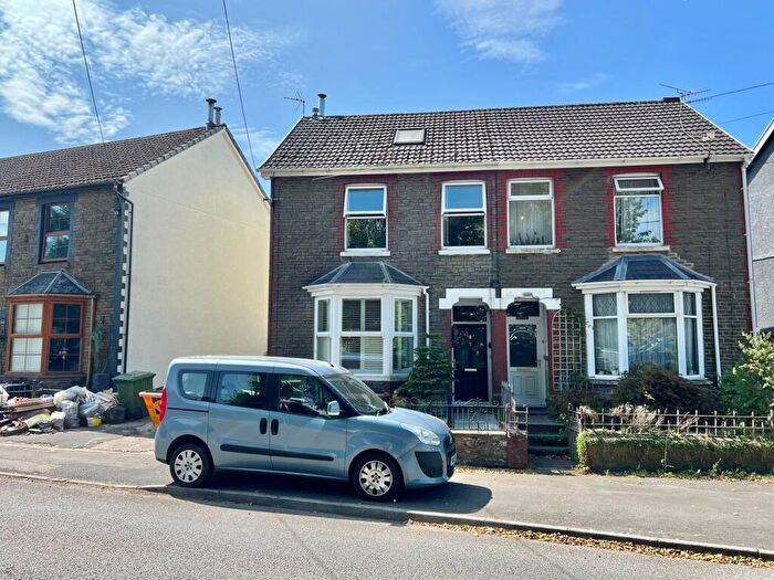 4 Bedroom Semi Detached House For Sale In Tydraw Villas, Brynmenyn, CF32