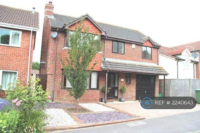 4 Bedroom Detached House To Rent In Romford Road, Southampton, SO31