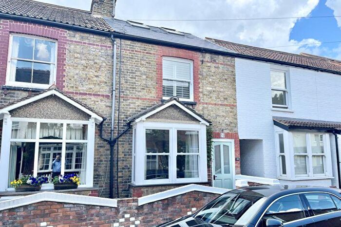 2 Bedroom Terraced House For Sale In Station Road Claygate Surrey, KT10