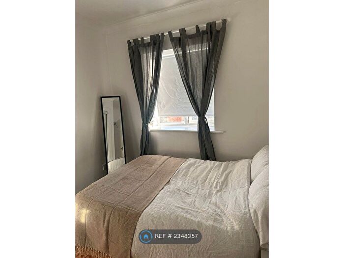 2 Bedroom Flat To Rent In City Road, Newcastle Upon Tyne, NE1
