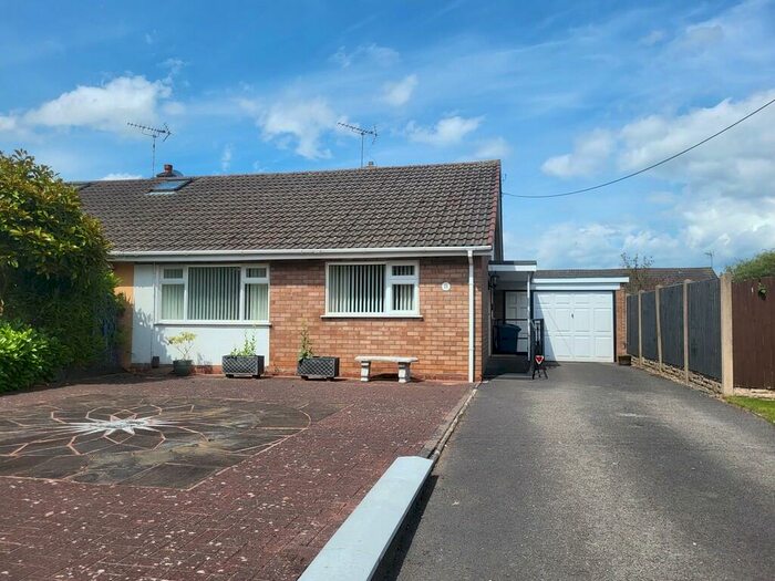 2 Bedroom Detached Bungalow To Rent In Back Lane, Hixon, Stafford, ST18
