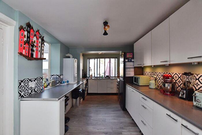 3 Bedroom Terraced House For Sale In Ashley Road, Salisbury ***Video Tour***, SP2