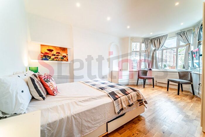 1 Bedroom Flat To Rent In Foscote Road, London, NW4
