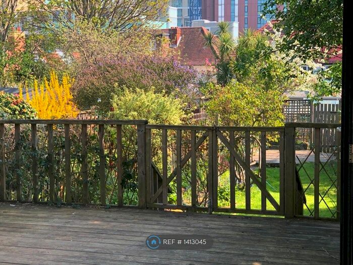 4 Bedroom Terraced House To Rent In Merton Road, London, SW18