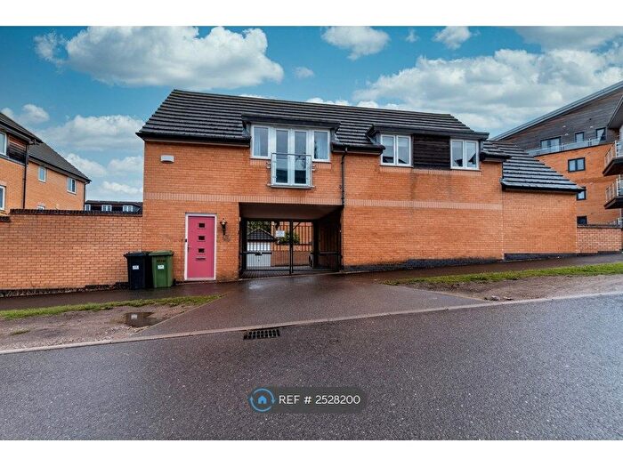 2 Bedroom Maisonette To Rent In Four Chimneys Crescent, Peterborough, PE7