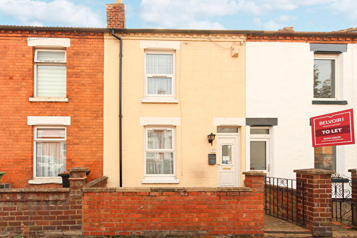 3 Bedroom Terraced House For Sale In Newcomen Road, Wellingborough, NN8