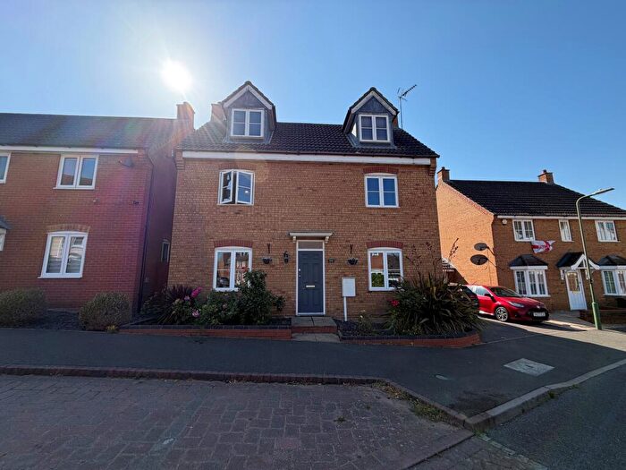 4 Bedroom House To Rent In O'Neill Road, Grange Farm, MK8