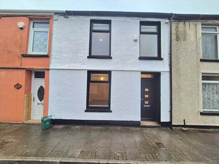 3 Bedroom Terraced House For Sale In Volunteer Street, Pentre, CF41