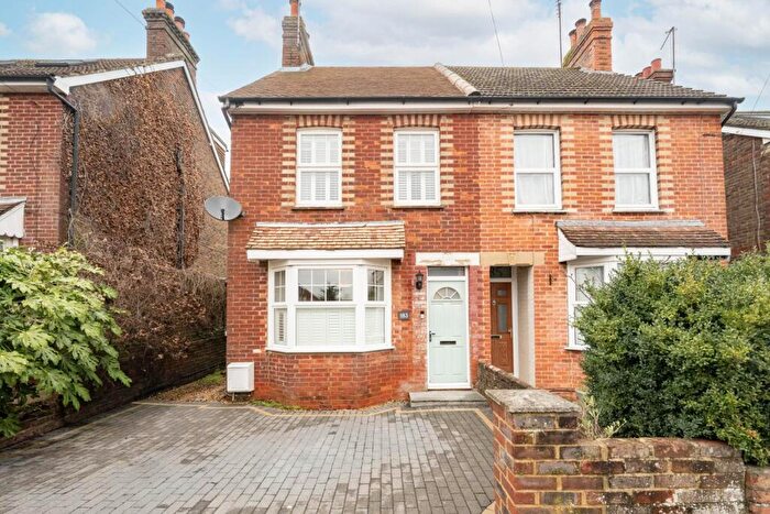 3 Bedroom Semi-Detached House For Sale In Crawley Road, Horsham, RH12