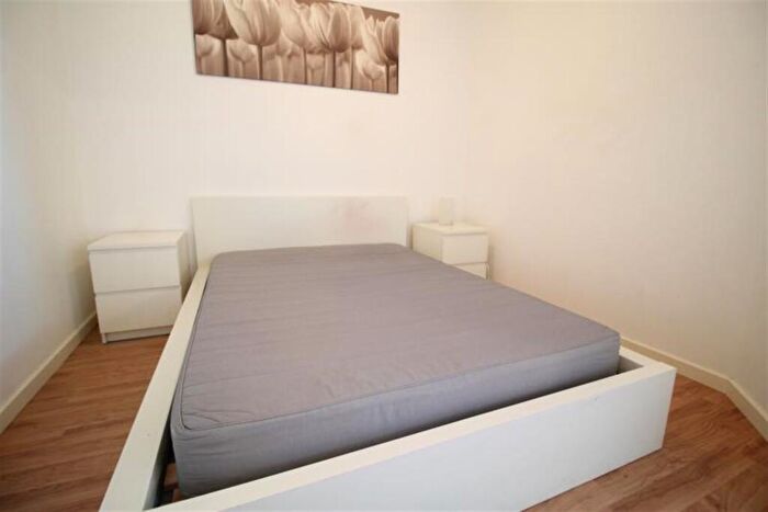 1 Bedroom Apartment To Rent In Marco Island, Huntindon Street, NG1