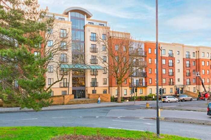2 Bedroom Apartment To Rent In Squires Court - Bedminster, BS3