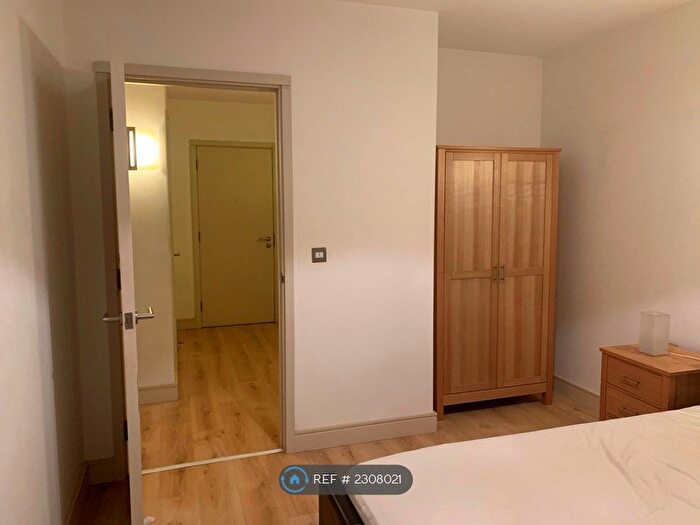 1 Bedroom Flat To Rent In Watson Street, Manchester, M3