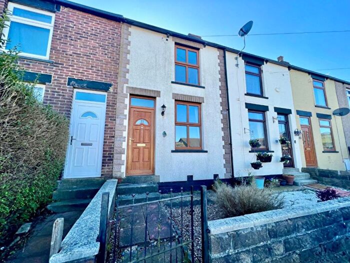 2 Bedroom Terraced House To Rent In Smith Road, Stocksbridge, Sheffield, S36