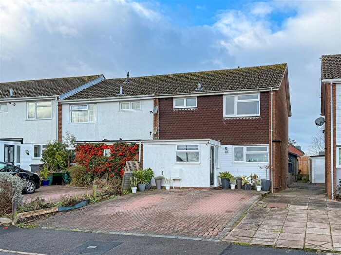 3 Bedroom End Terrace House For Sale In St. Chads Road, Bishops Tachbrook, Leamington Spa, CV33