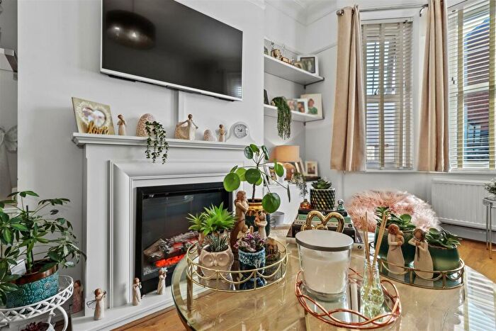 3 Bedroom Terraced House For Sale In Albion Road, Eastbourne, BN22