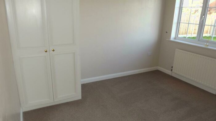 2 Bedroom Detached Bungalow To Rent In Willow Place, Braithwell, Rotherham, S66