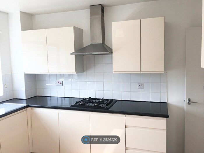 1 Bedroom Flat To Rent In Catherine Lodge, Croydon, CR0