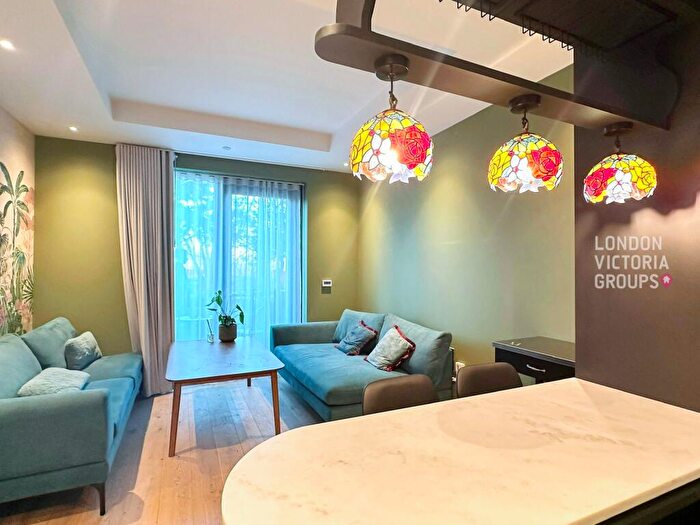 2 Bedroom Apartment To Rent In Lookout Lane, London, E14