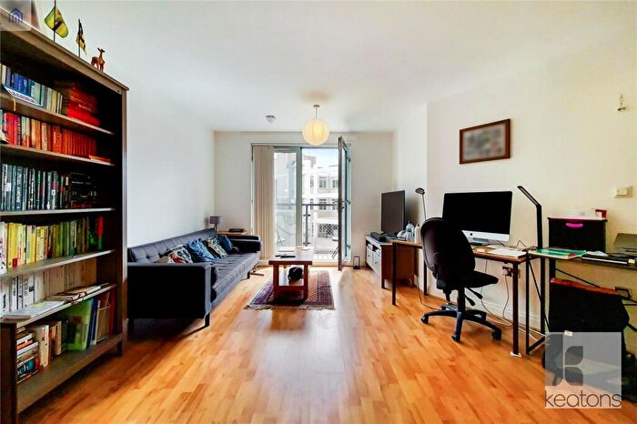 1 Bedroom Flat To Rent In Theatre Building, Paton Close, Bow, London, E3