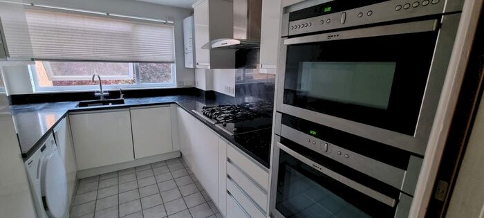 2 Bedroom Flat To Rent In Holland Court, Page Street, Mill Hill, NW7