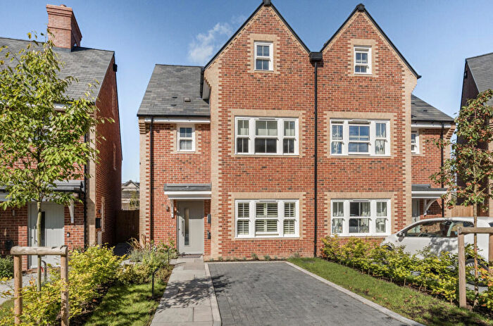 4 Bedroom Semi-Detached House For Sale In Jack Straws Lane, Headington, Oxford, OX3
