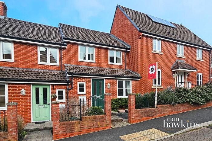 3 Bedroom Terraced House To Rent In Beaufort Avenue, Royal Wootton Bassett, SN4