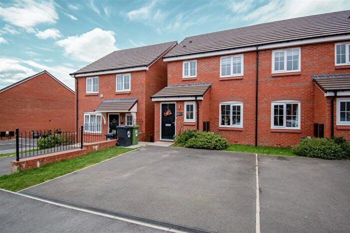 3 Bedroom Semi-Detached House For Sale In Brick Works Drive, Ripley, DE5