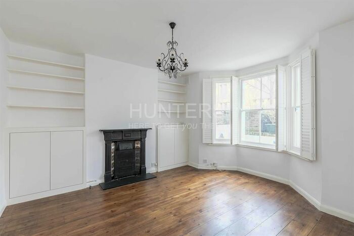 3 Bedroom Flat To Rent In Oakington Road, London, W9