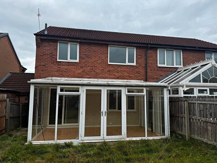 3 Bedroom Semi-Detached House To Rent In Beadnell Gardens, Shiremoor, NE27