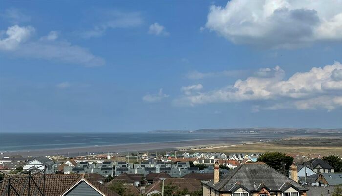 2 Bedroom Flat To Rent In Kipling Terrace, Westward Ho, Bideford, EX39