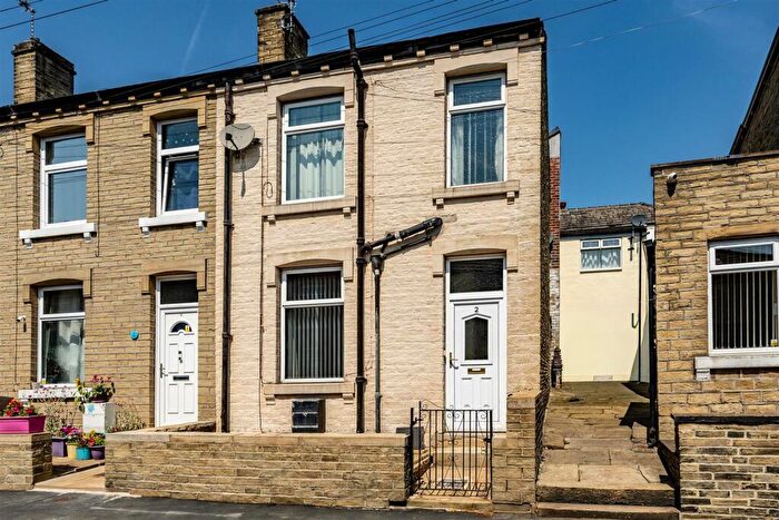 2 Bedroom House For Sale In Crown Street, Brighouse, HD6