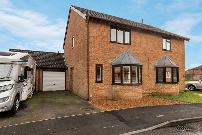 3 Bedroom Semi Detached House For Sale In Boursland Close, Bradley Stoke, Bristol, BS32