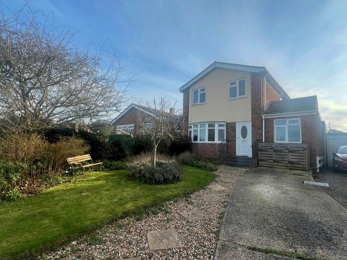 5 Bedroom Detached House For Sale In Pyesand, Kirby-Le-Soken, CO13