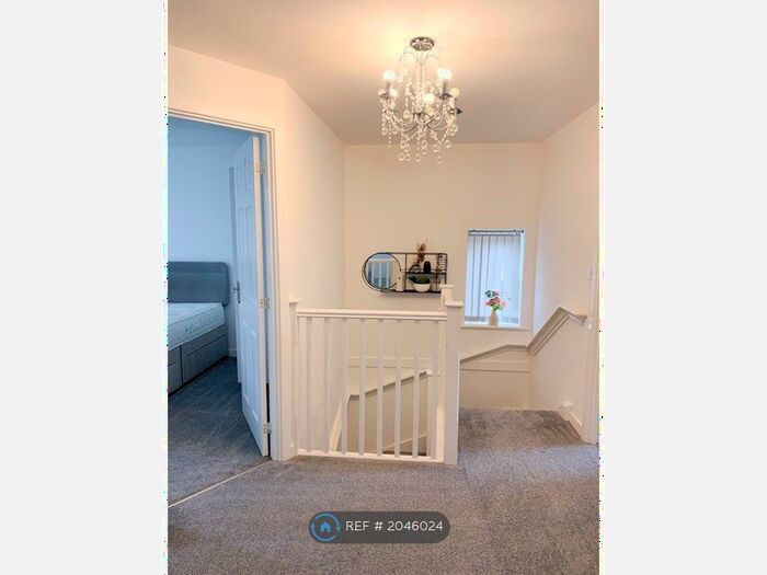 4 Bedroom Detached House To Rent In Clematis Road, Emersons Green, Bristol, BS16
