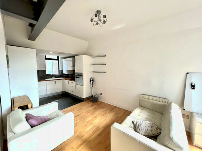 2 Bedroom Apartment To Rent In New Wakefield Street, Manchester, M1