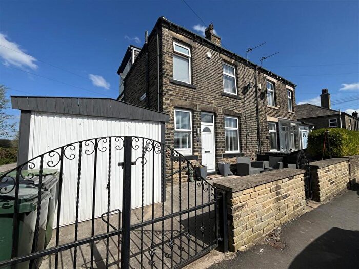 1 Bedroom End Of Terrace House For Sale In Wilson Road, Wyke, Bradford, BD12