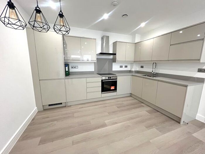 1 Bedroom Apartment To Rent In North Street, GU1