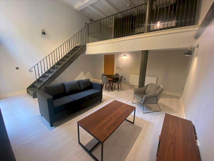 2 Bedroom Apartment To Rent In Tobacco Warehouse, L3