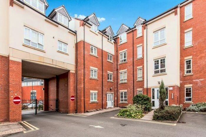 1 Bedroom Flat To Rent In Turberville Place, Warwick, CV34