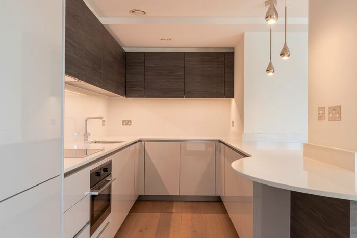 2 Bedroom Flat To Rent In Kensington Gardens Square, London, W2