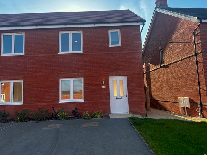 3 Bedroom Property To Rent In Claydon Street, Mickleover, Derby, DE3