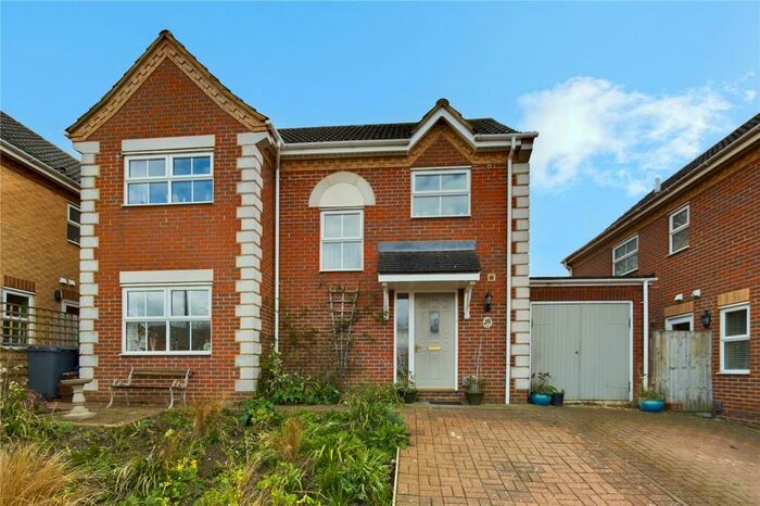 4 Bedroom Detached House To Rent In Playfield Close, Biggleswade, Bedfordshire, SG18