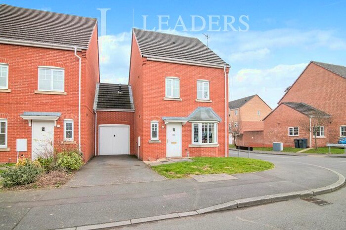 4 Bedroom Link Detached House To Rent In Prince Of Wales Lane, Yardley Wood, Birmingham B14