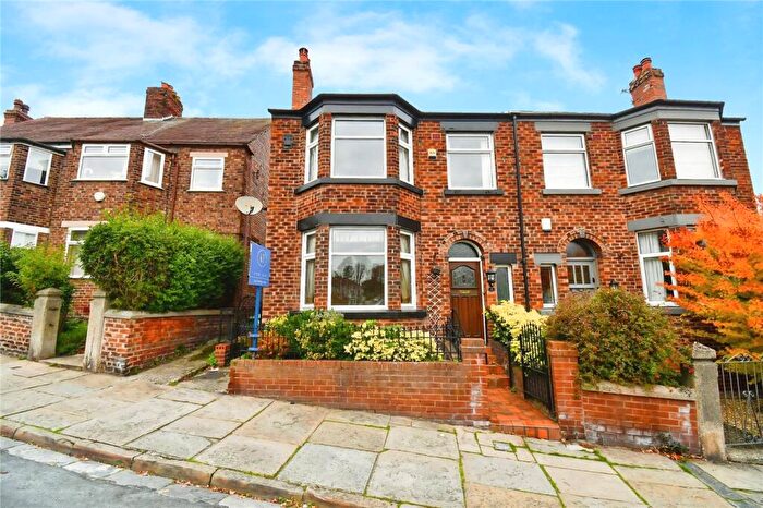 4 Bedroom Semi Detached House For Sale In Bennetts Hill, Oxton, Wirral, CH43