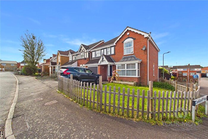 4 Bedroom Detached House For Sale In Lauderdale Avenue, Sandringham Gardens, Northampton, NN4
