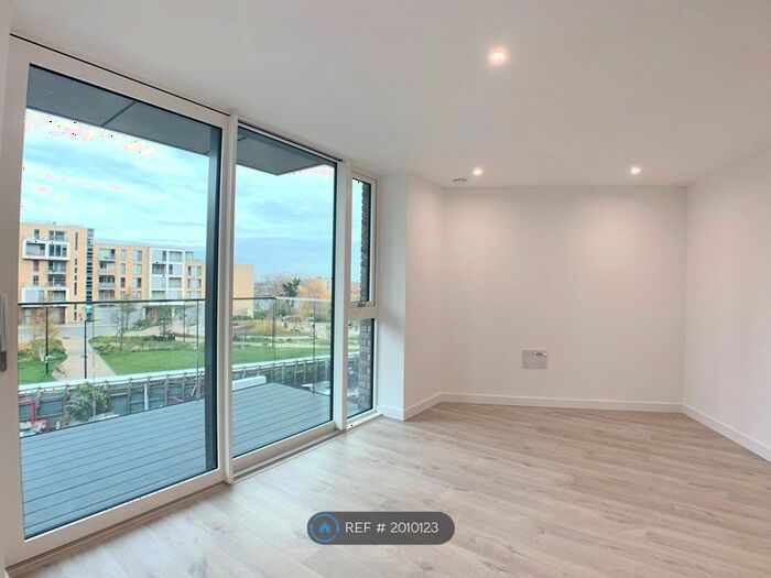 1 Bedroom Flat To Rent In Hartingtons Court, London, N4